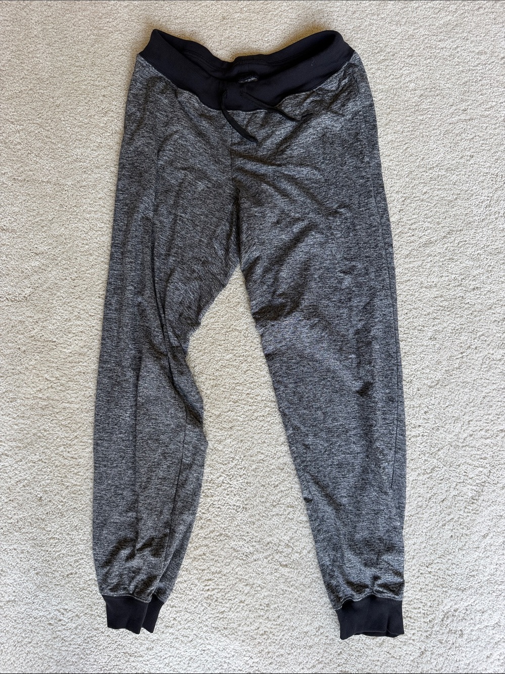oiselle Heather Gray Womens Jogger Pants with Black Waistband